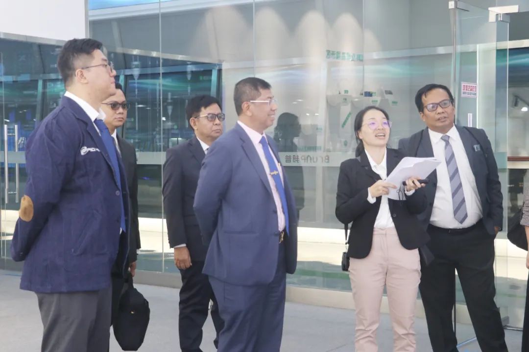 20231208-4-印尼工业部、莫罗瓦利金属工业理工学院、佛山职业手艺学院莅临佰利乐循环交流会见.jpg